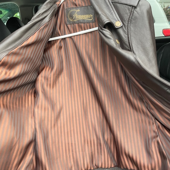 Leather jacket!! - Picture 6 of 6